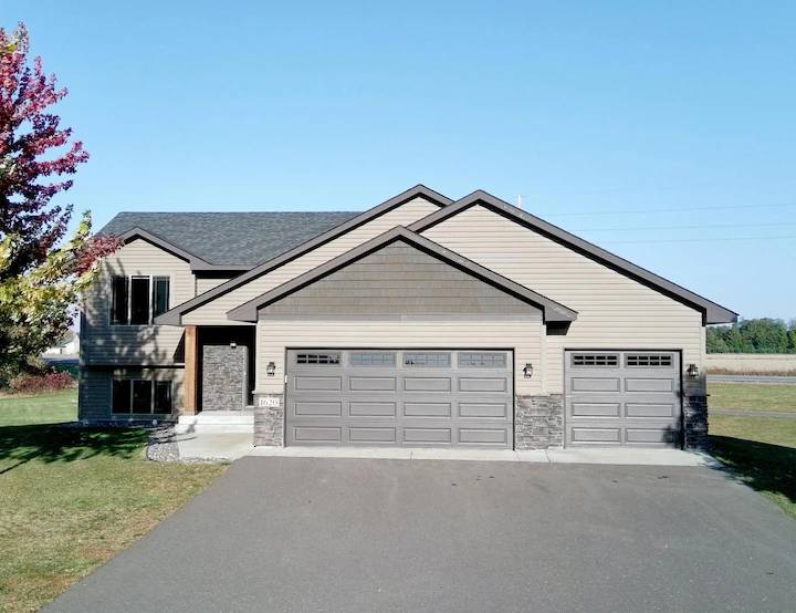 Xiong Yang, Realtor photo